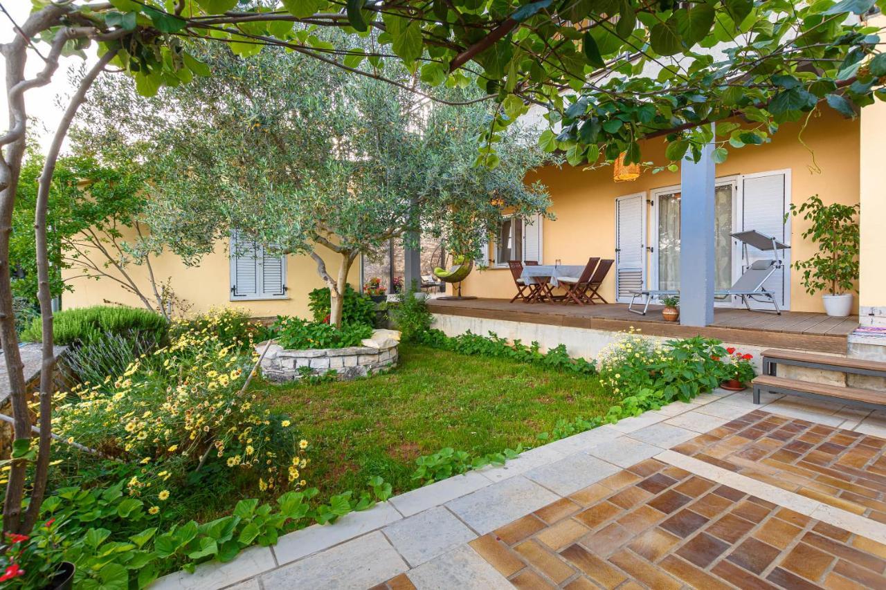 Apartment Macan, Beautiful Green Oasis Πούλα Εξωτερικό φωτογραφία