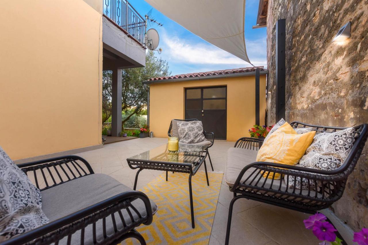 Apartment Macan, Beautiful Green Oasis Πούλα Εξωτερικό φωτογραφία